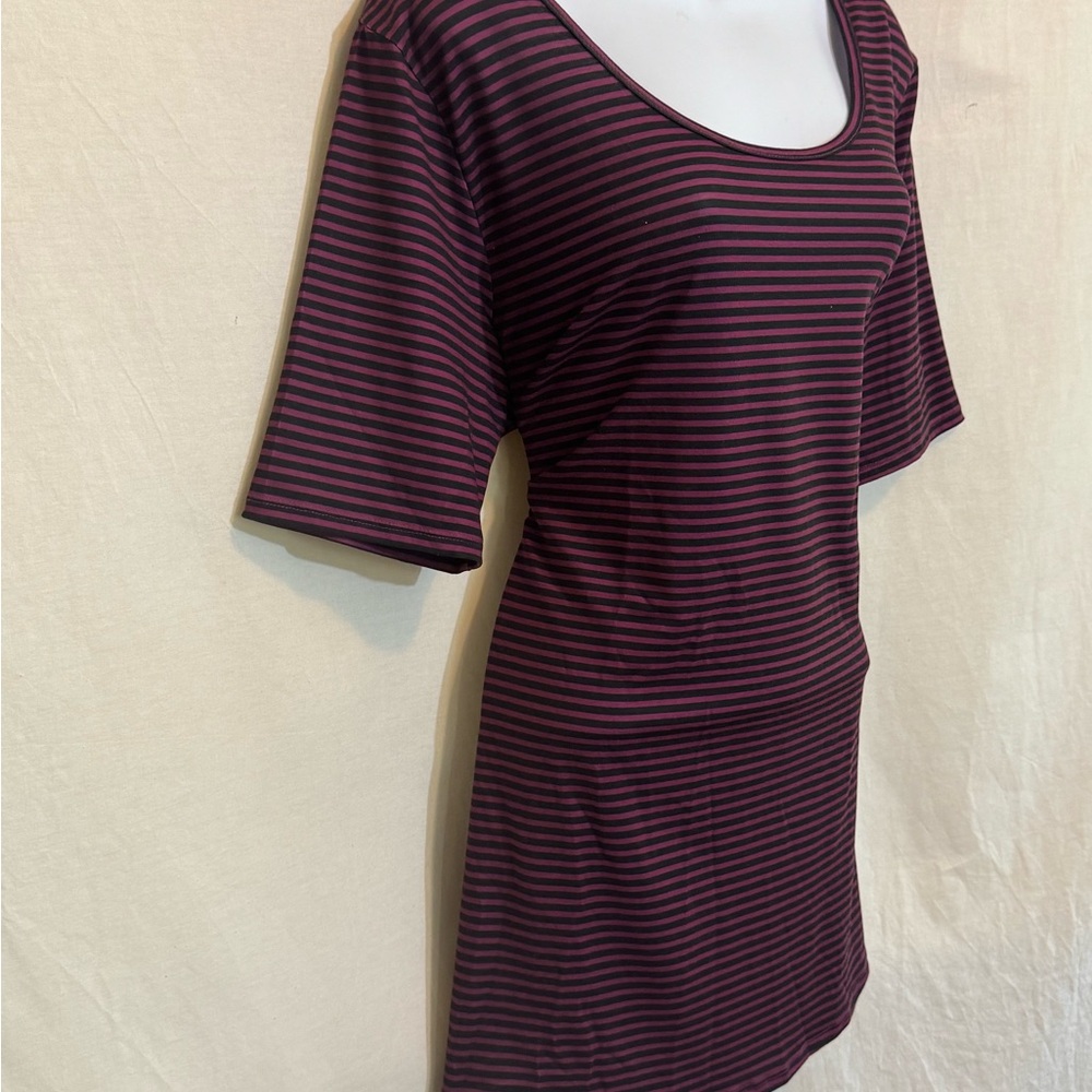 C-47 LuLaRoe Purple & Black Stripe Short sleeve High Low Tunic Blouse Size L - Picture 4 of 15